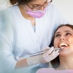 Fogászati kontroll: miért fontos rendszeresen ellátogatni a fogorvoshoz?